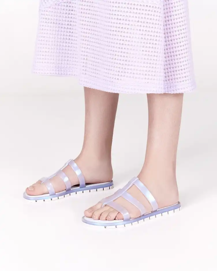 AZUL PEROLADO/BRANCO