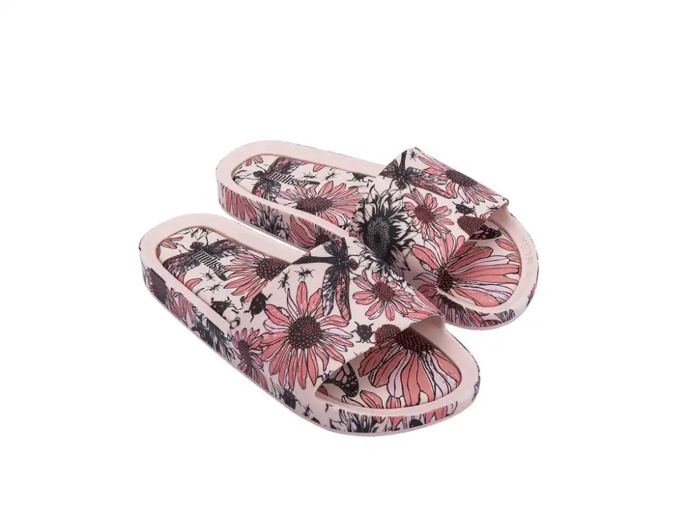 MELISSA BEACH SLIDE PRINT AD