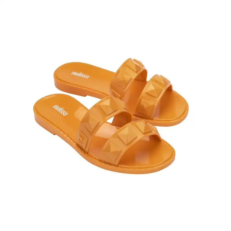 MELISSA LUCY SLIDE AD