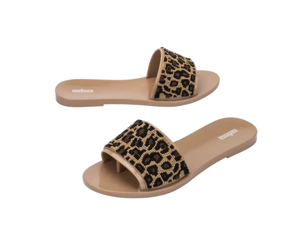 MELISSA SAVAGE SLIDE AD