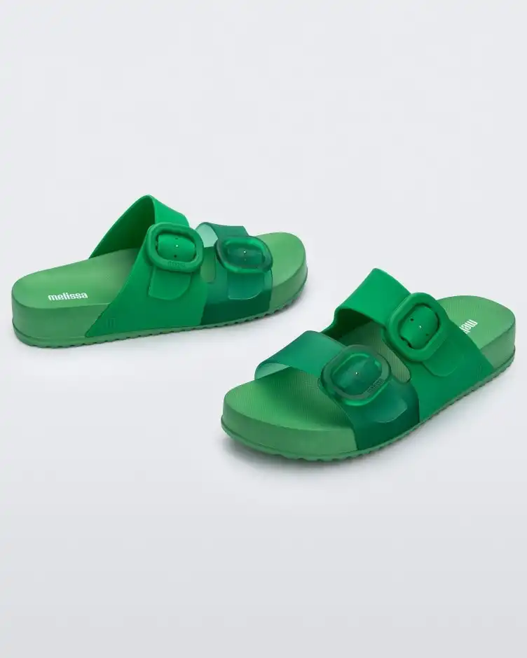 MELISSA COZY SLIDE AD