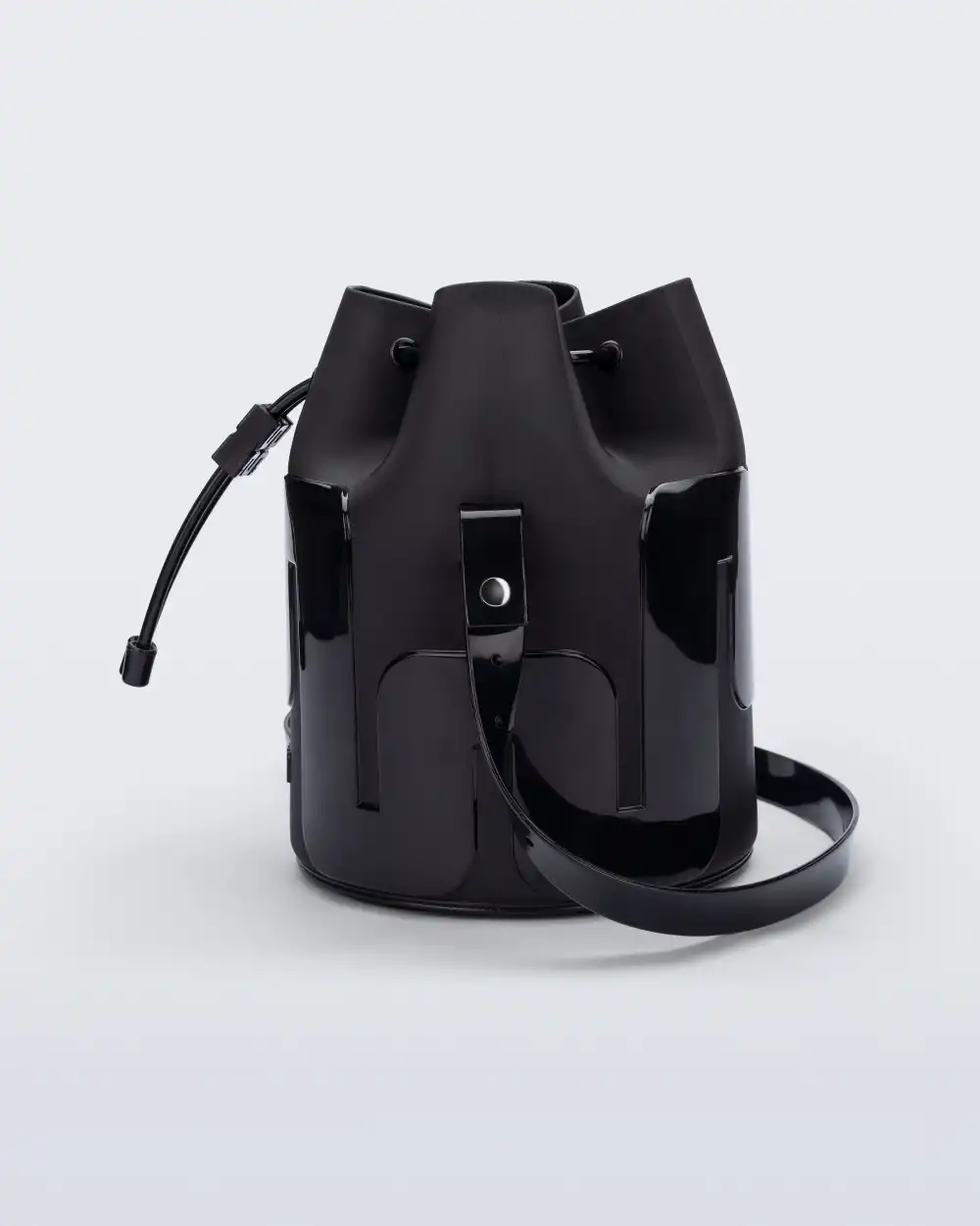 MELISSA STATION BUCKET BAG