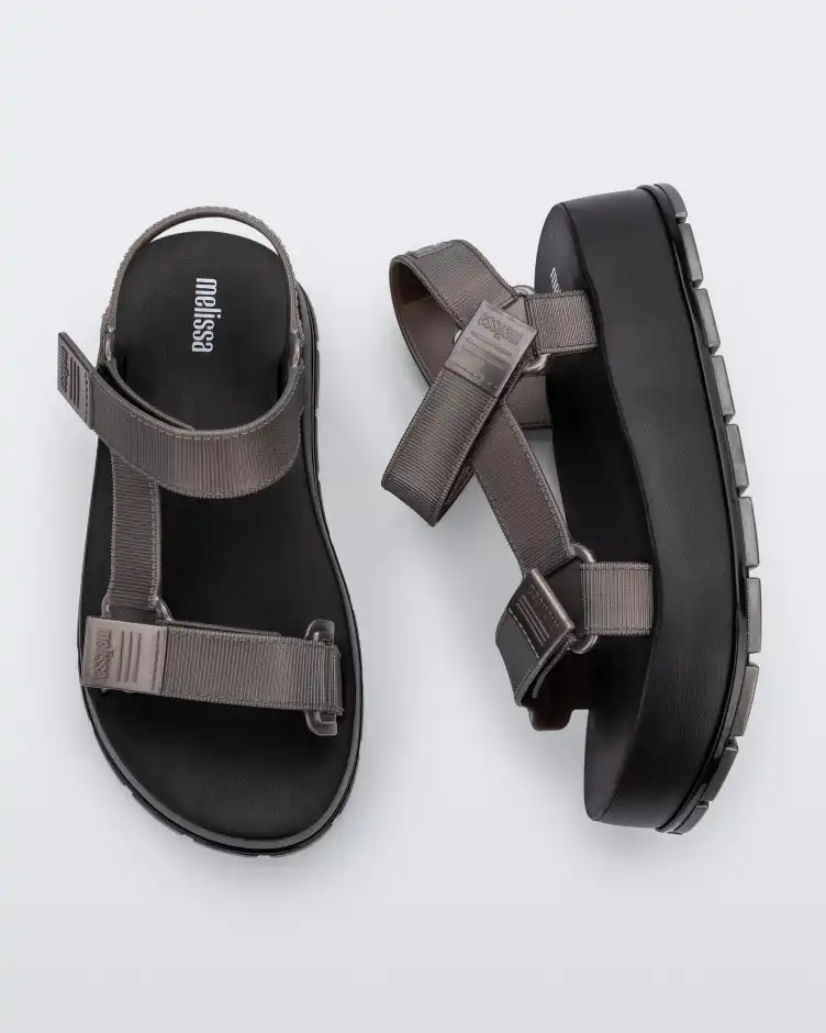 MELISSA FLOWING PLATFORM AD