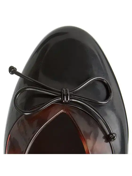 MELISSA JUST DANCE AD