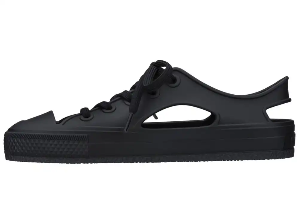 MELISSA STAR IN LOVE LOW AD