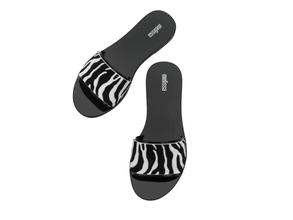 MELISSA SAVAGE SLIDE AD