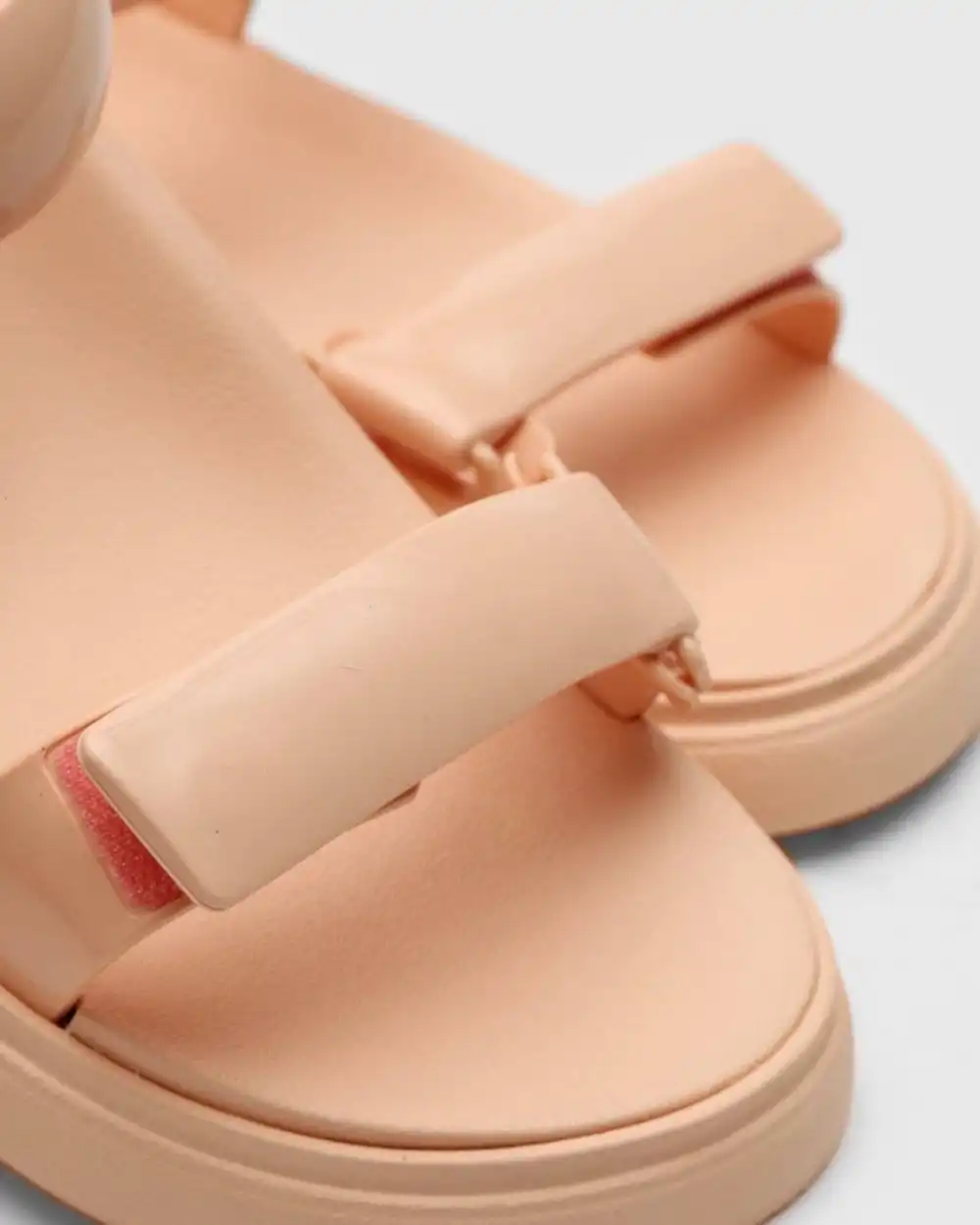 MELISSA PAPETE ESSENTIAL AD