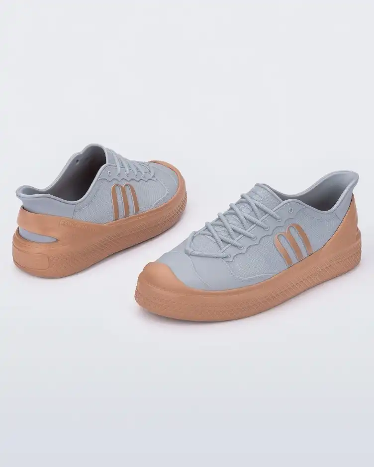 MELISSA COMBAT SNEAKER AD