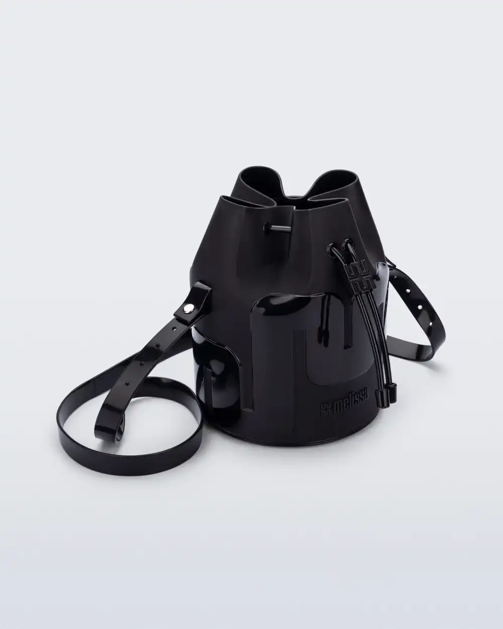 MELISSA STATION BUCKET BAG