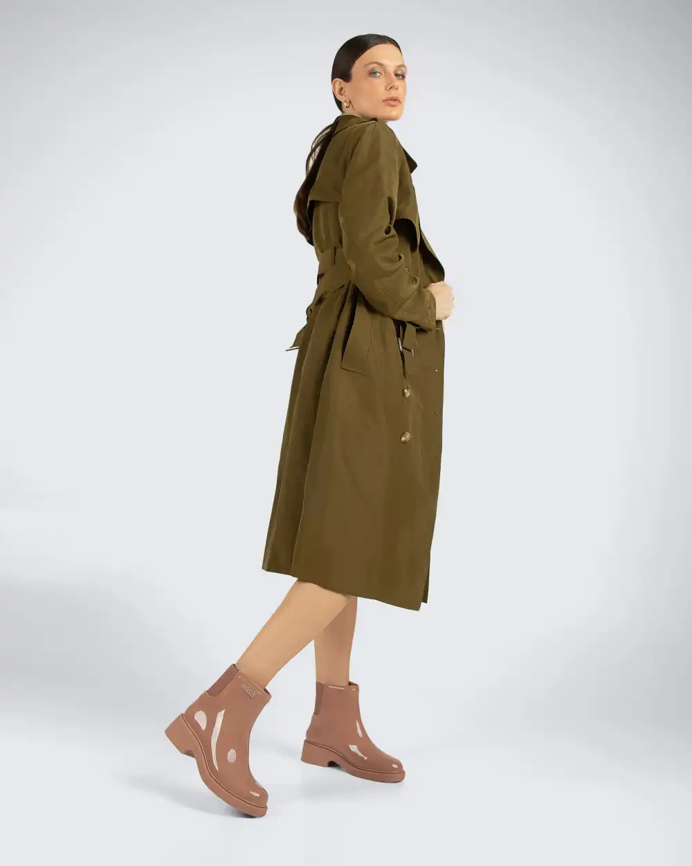 MELISSA CHELSEA BOOT AD