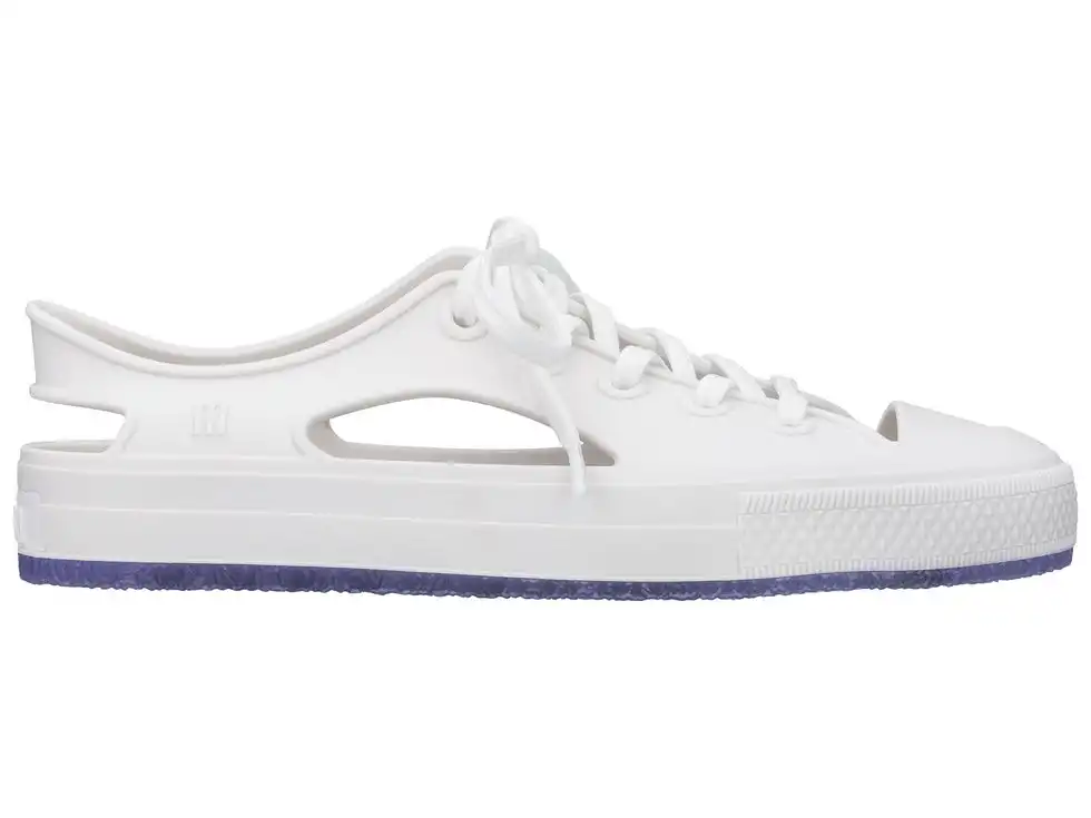 MELISSA STAR IN LOVE LOW AD