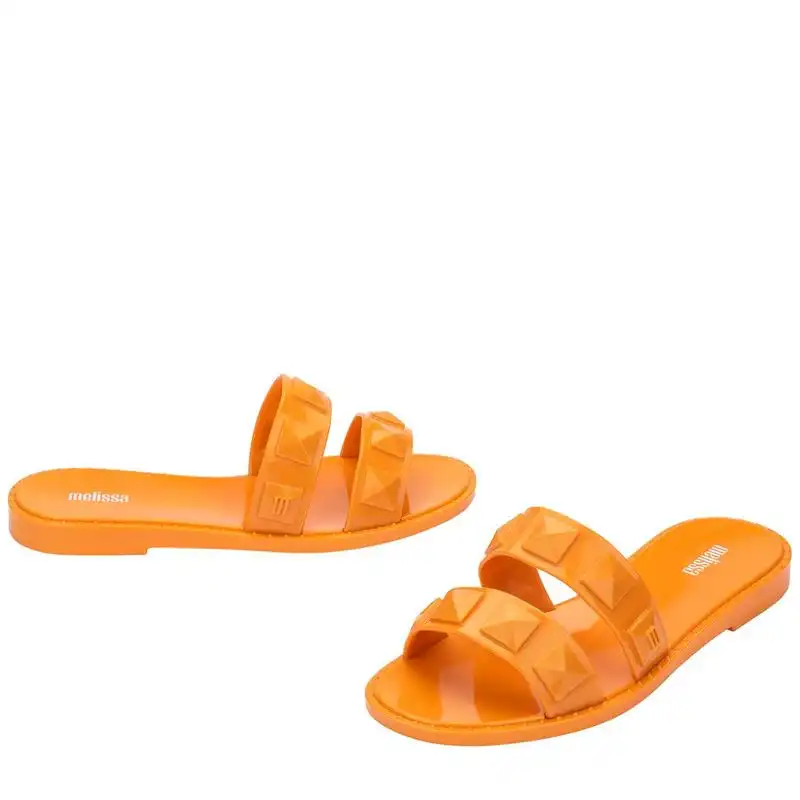 MELISSA LUCY SLIDE AD