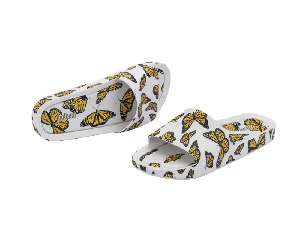 MELISSA BEACH SLIDE PRINT AD