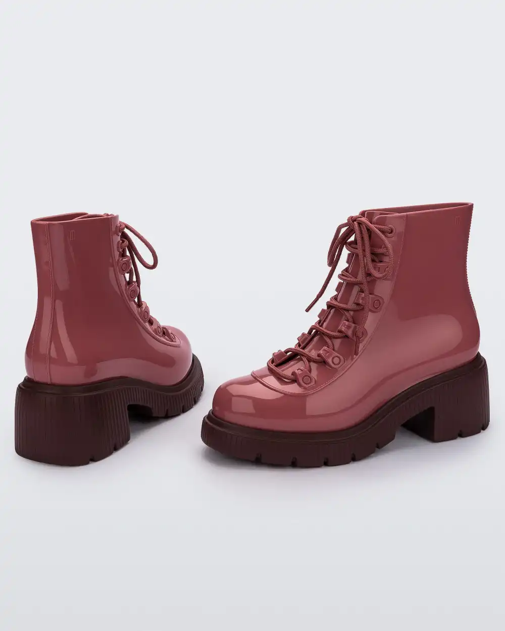 MELISSA COSMO BOOT AD