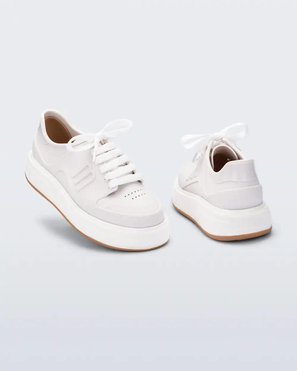 MELISSA BOLD SNEAKER AD