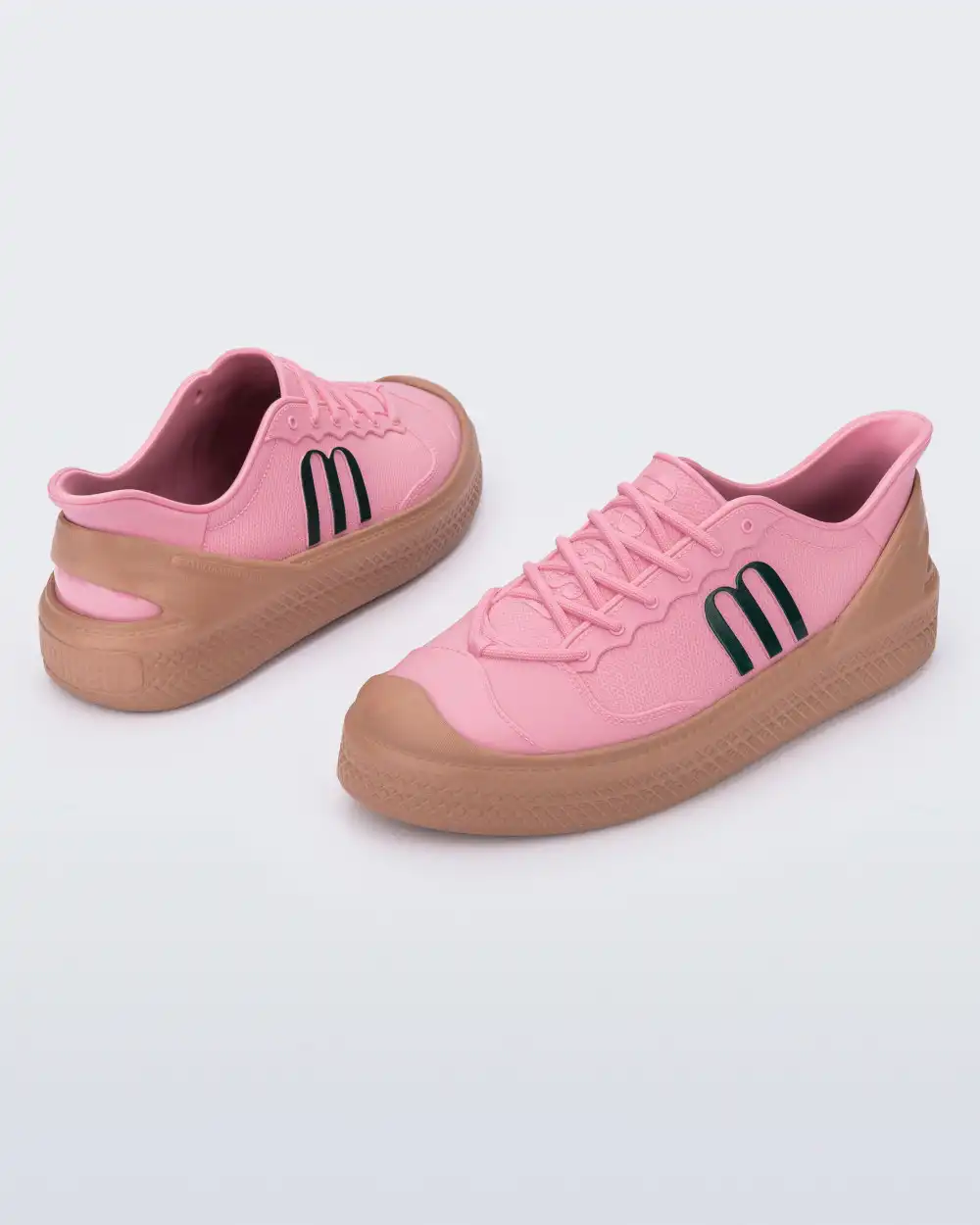 MELISSA COMBAT SNEAKER AD