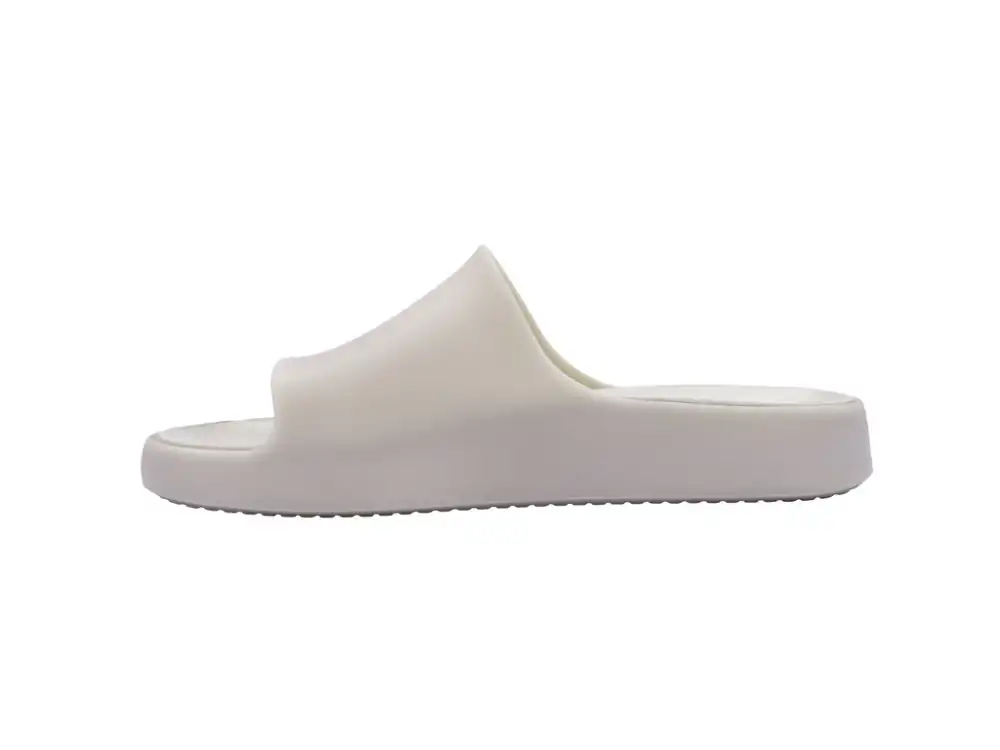 MELISSA CLOUD SLIDE AD