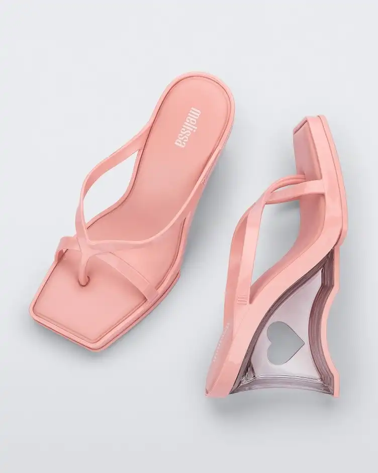 MELISSA GLASS HEEL AD