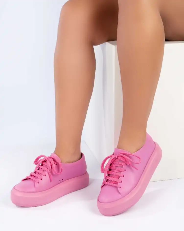 MELISSA WILD SNEAKER AD