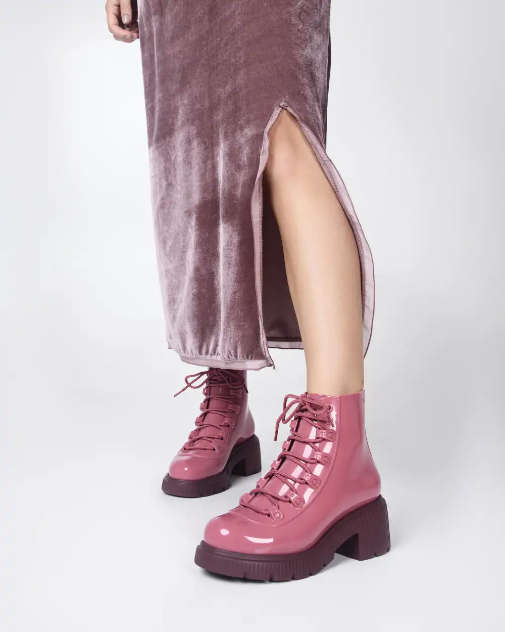 MELISSA COSMO BOOT AD