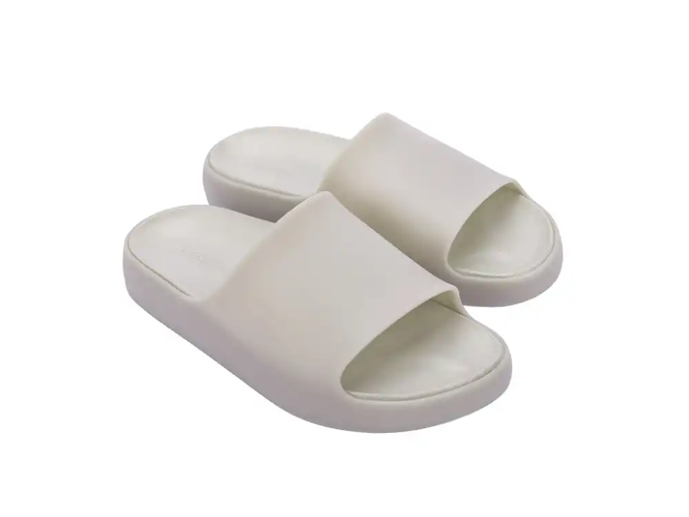 MELISSA CLOUD SLIDE AD