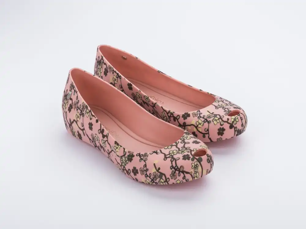 MELISSA ULTRAGIRL + ROSEBLEU AD