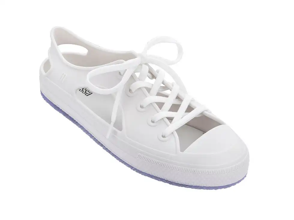 MELISSA STAR IN LOVE LOW AD