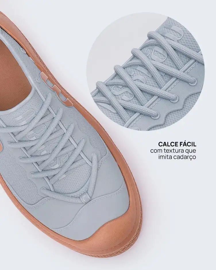 MELISSA COMBAT SNEAKER AD