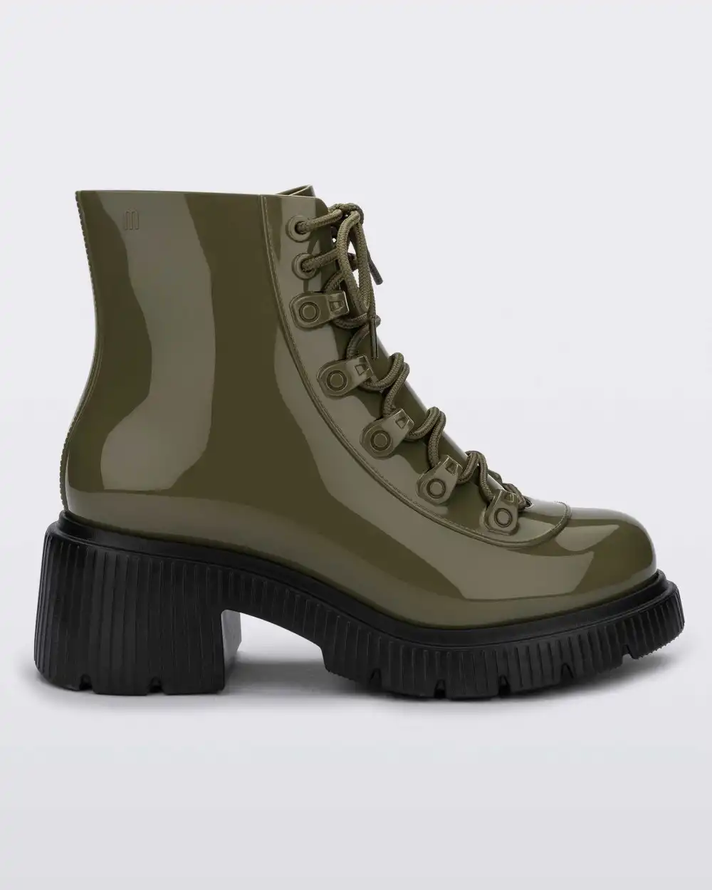 MELISSA COSMO BOOT AD