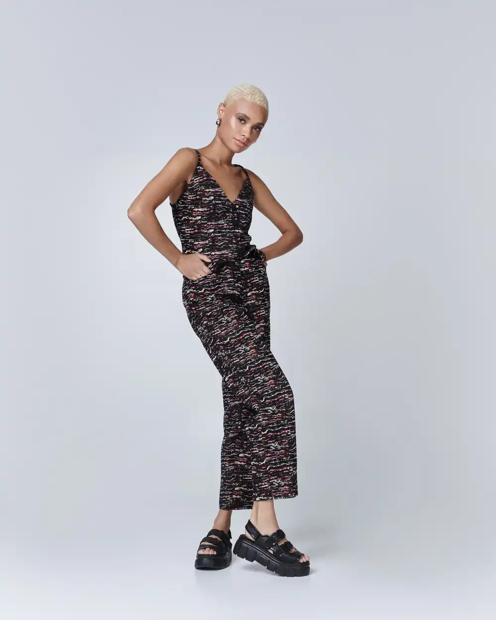 MELISSA POSSESSION STUDS AD