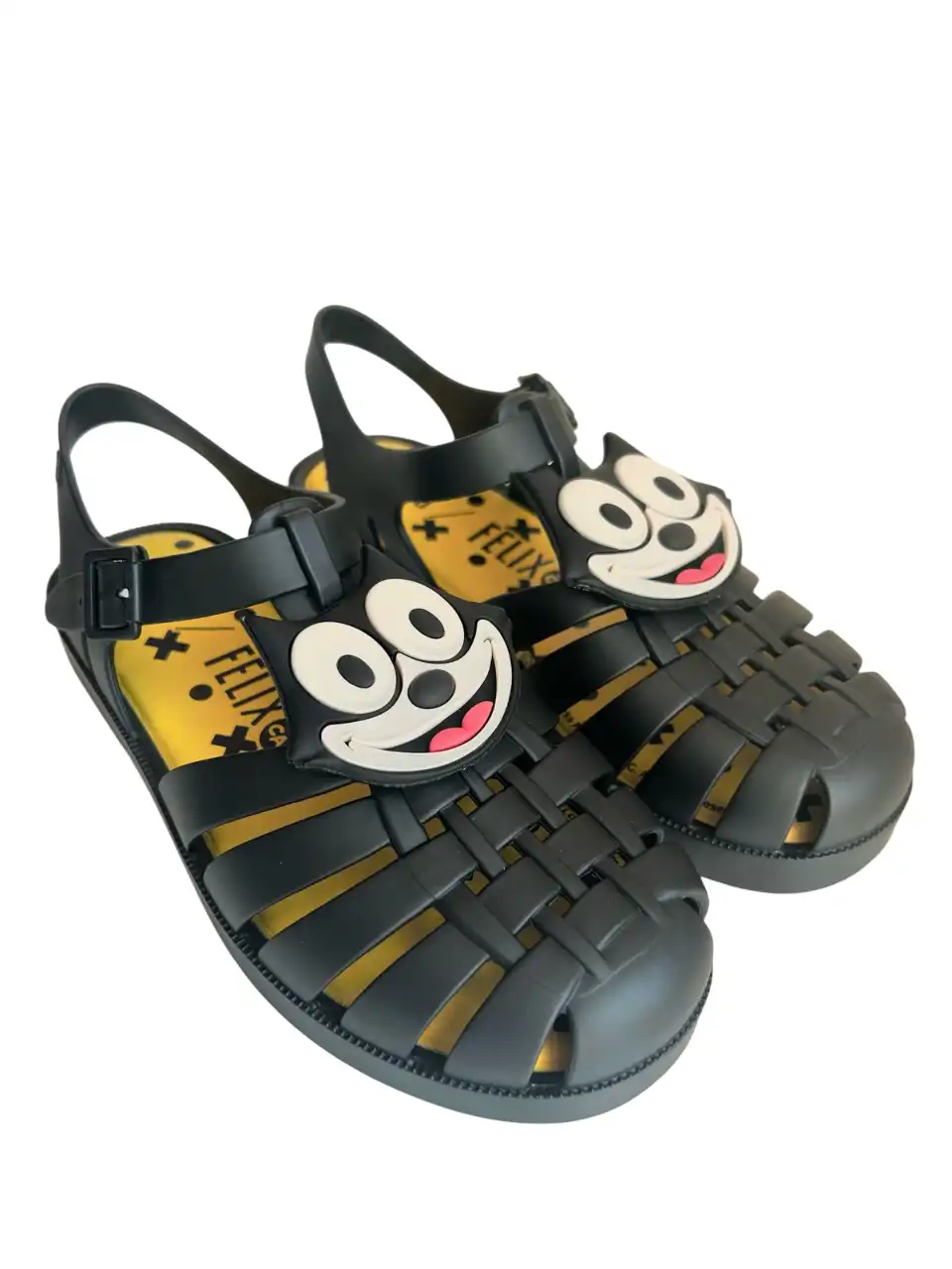 MELISSA POSSESSION + GATO FELIX AD